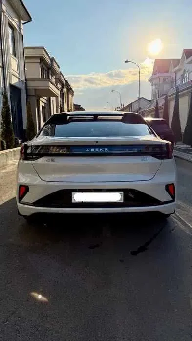 Zeekr 001 we 4WD 95kwh, naxt va halol nasiya 3