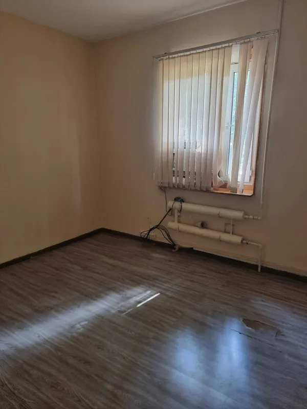 Аренда помещения вдоль дороги 80м2 Ор-р Парк Бабура 1500$ 1