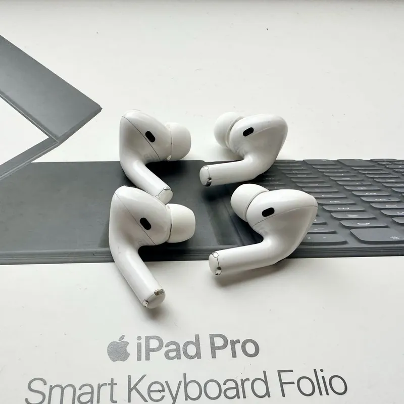 AirPods Pro Левый Правый Оргинал(A2083)(A2084) 3 AirPods Pro Левый Правый Оргинал(A2083)(A2084) 3