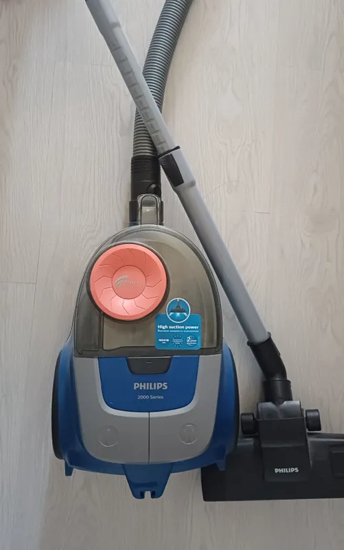 Пылесос Philips 1800w