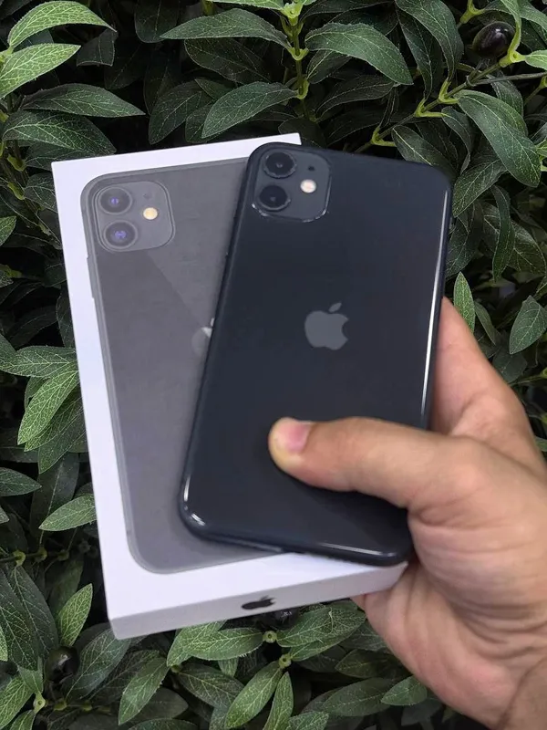 APPLE IPHONE 11 7