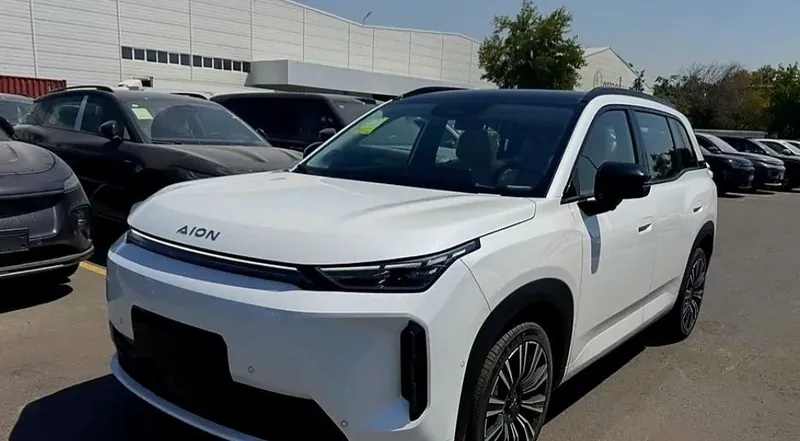 GAC Aion i60, 530 км, белый кузов, чёрный салон, $26 500 1 GAC Aion i60, 530 км, белый кузов, чёрный салон, $26 500 1