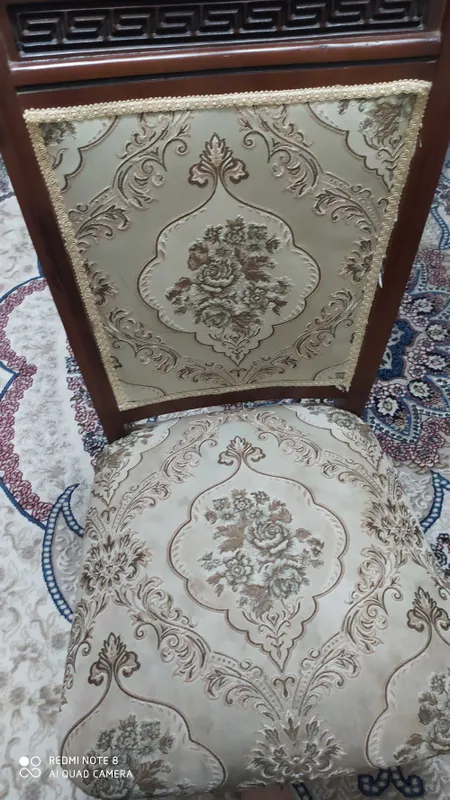 Продается стулья 3