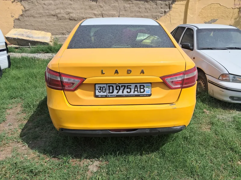 LADA VESTA SEDAN 1.6 SROCHNI SOTILADI — фото 3