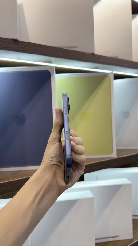 iphone 17 pro max naxtka 4