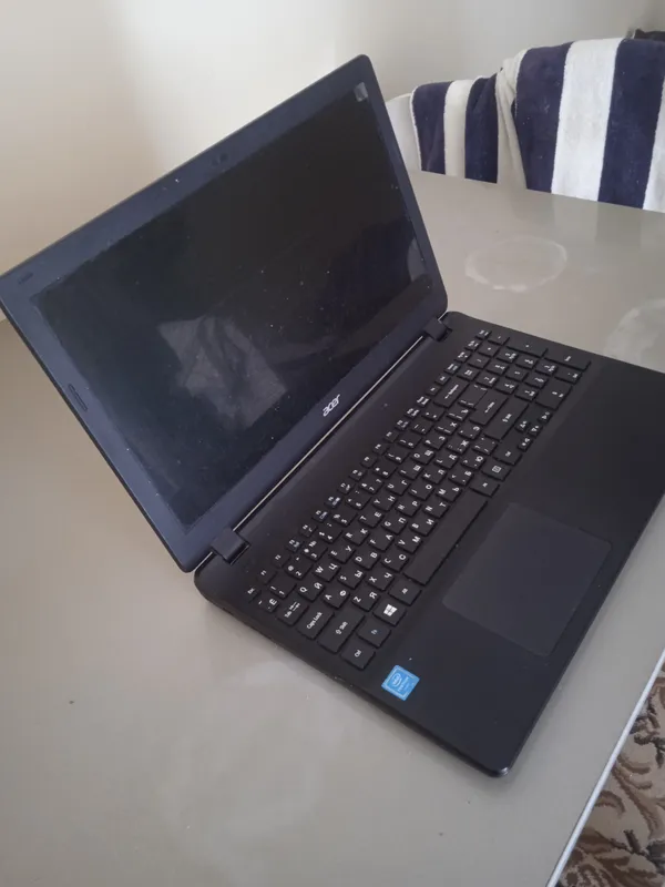 Acer Extensa 2519 4GB RAM 500GB HDD Windows 10 Pro 3
