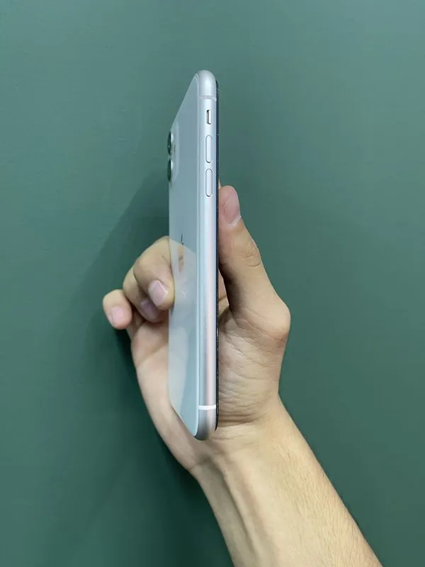 iphone 11 64gb 87 % hama joyi radnoy