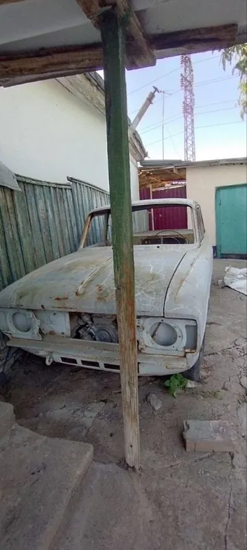 Продается автомобиль москвич