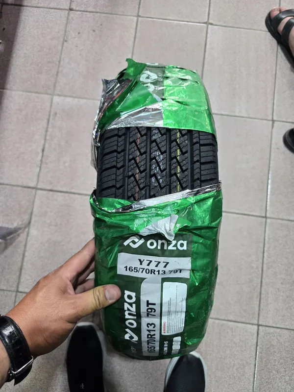 ONZA. 165 /70 /13