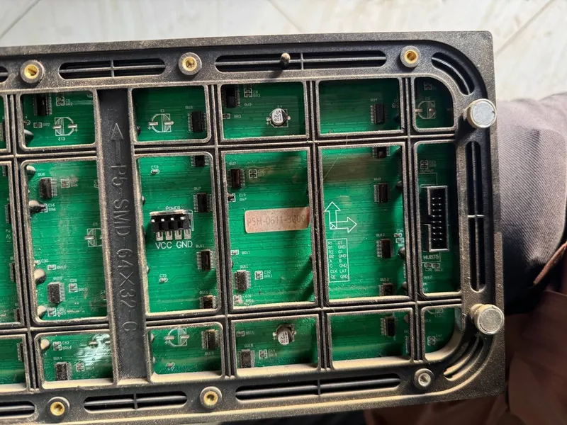 Led ekran P5 sotiladi — фото 1