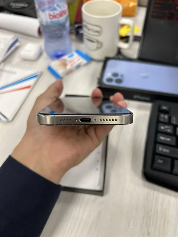Iphone 15 Pro Max — фото 1