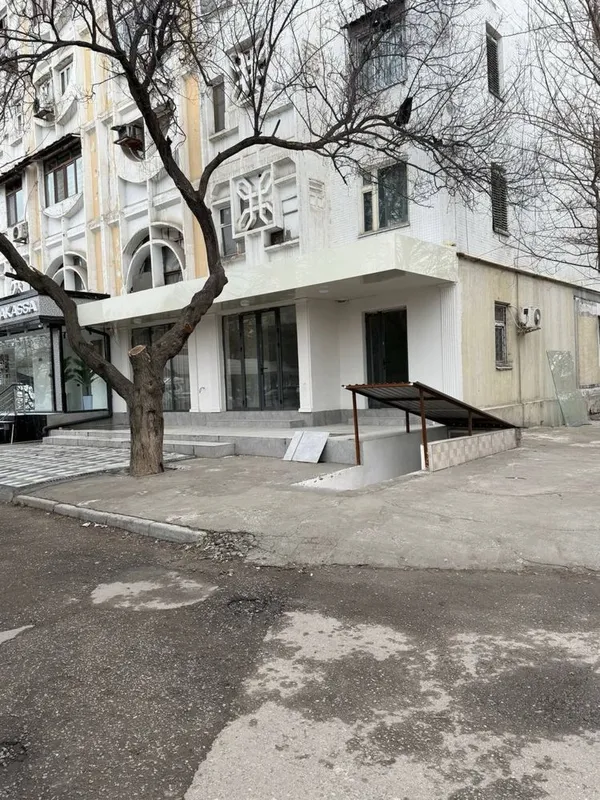 Юнусабад 2 Квартал Универсам Продается Нежилой 1 Этаже 1 Юнусабад 2 Квартал Универсам Продается Нежилой 1 Этаже 1