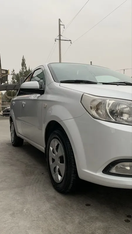 nexia 3 sotiladi