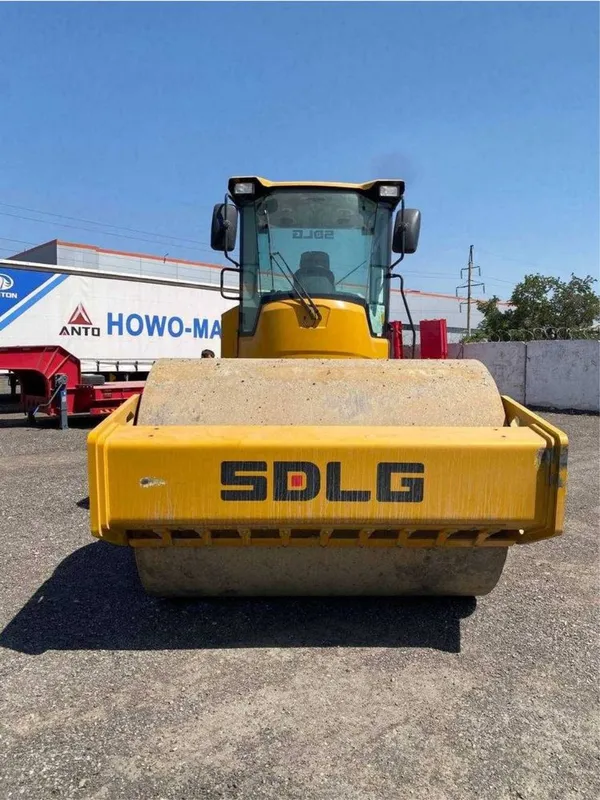 Дорожный каток 20T SDLG Qarshi filiali 4 Дорожный каток 20T SDLG Qarshi filiali 4