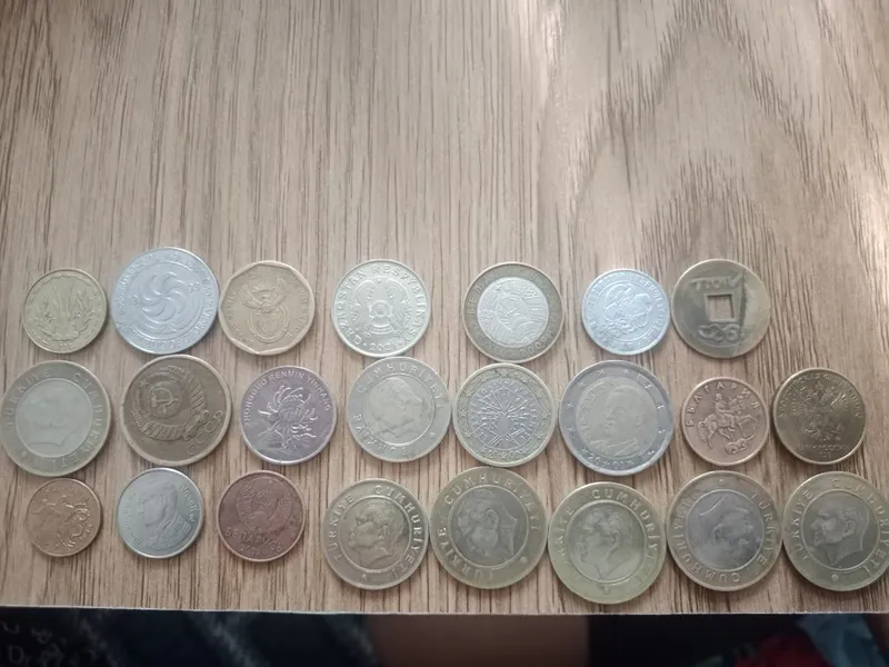 Chet el tangalarni kolleksionerlar uchun sotuvda 6