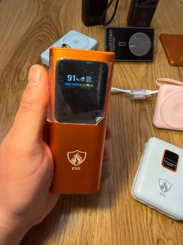 Power bank 20000 mah PD для зарядки ноутбуков и планшетов телефонов — фото 1