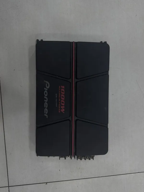 Pioneer 1000w 4 ta kanali usiliter.