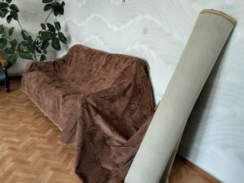 Мебельная ткань в рулоне , отличного качества . Ширина 1,50 см.
