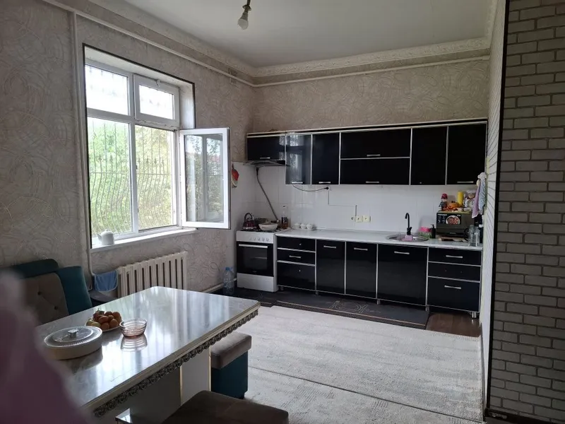 Urganhda 600 m²namunali hovli joy sotiladi 2