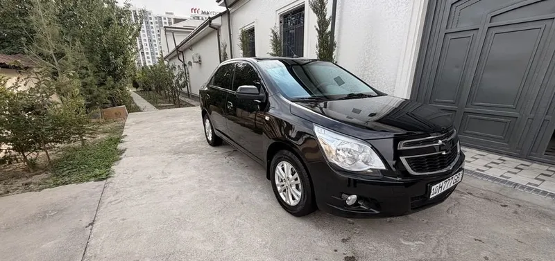 Автомобиль Cobalt, 4-я позиция 1 Автомобиль Cobalt, 4-я позиция 1
