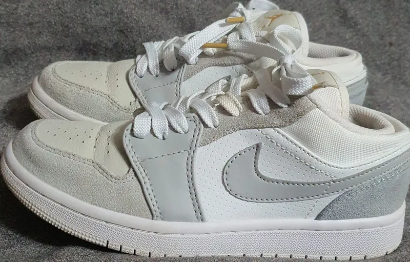 Кроссовки Nike Air Jordan 1 Low Paris