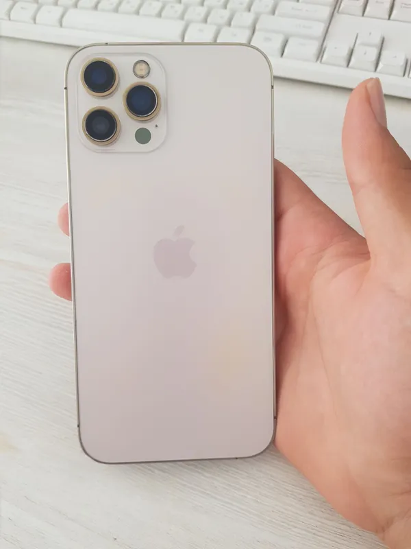 IPhone 12 pro max shoshilinch 1 IPhone 12 pro max shoshilinch 1