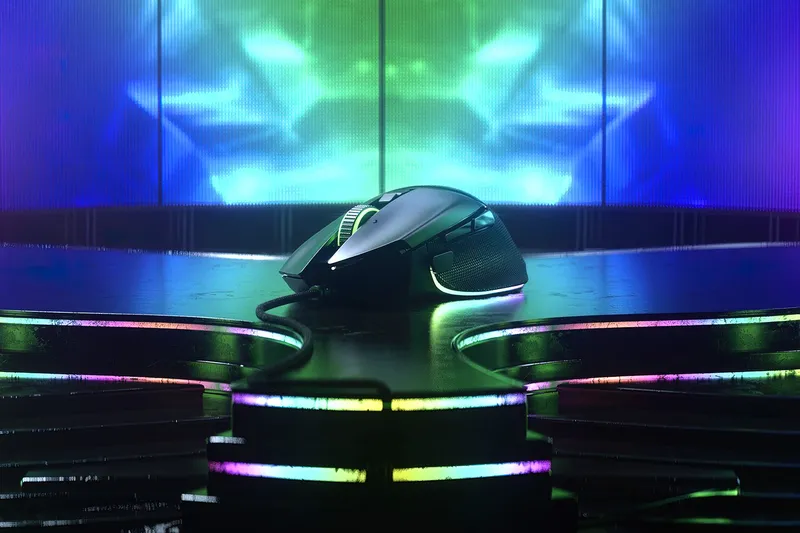 Razer Basilisk V3 35K Проводная игровая мышка — фото 1