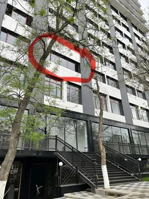 Kvartira sotiladi Yakkasaroy tumani