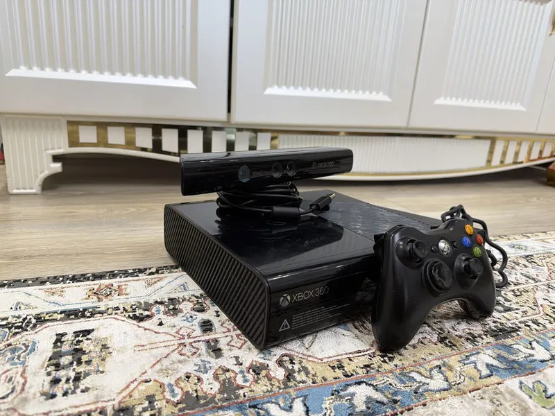 Xbox 360 с Kinect и множеством игр 5 Xbox 360 с Kinect и множеством игр 5