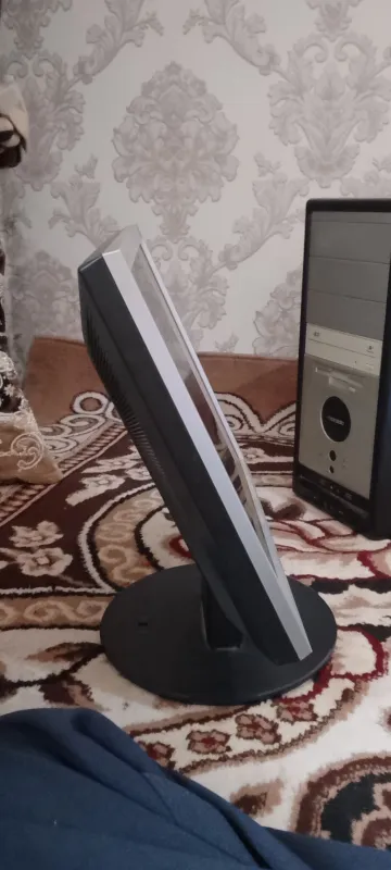 Sotiladi   RTX512mb narxi keliwiladi 3