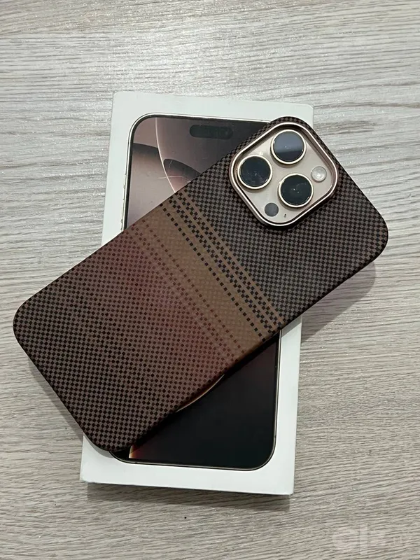 iPhone 16 Pro Max 2 iPhone 16 Pro Max 2