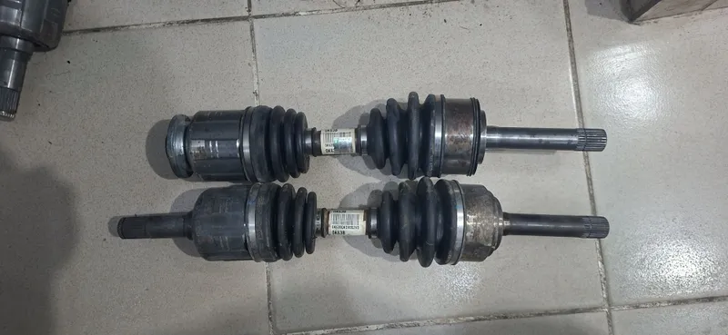 Kia Bongo Granata sotiladi 4 dona