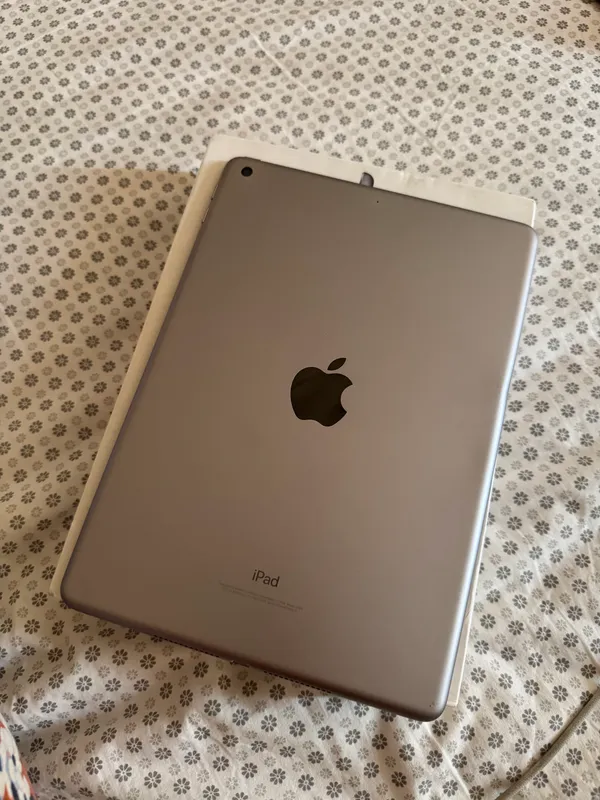 Ipad sotiladi iPad 5 (5th Generation) — фото 1