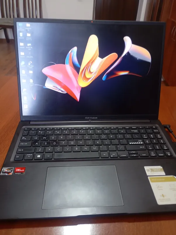 ASUS VIVIBOOK