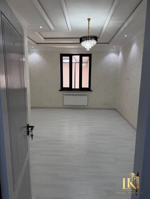 Metro yonida yangi uyda 90 m² 3 xonali kvartira, 60 m² yozgi hovli bilan sotiladi 6 Metro yonida yangi uyda 90 m² 3 xonali kvartira, 60 m² yozgi hovli bilan sotiladi 6