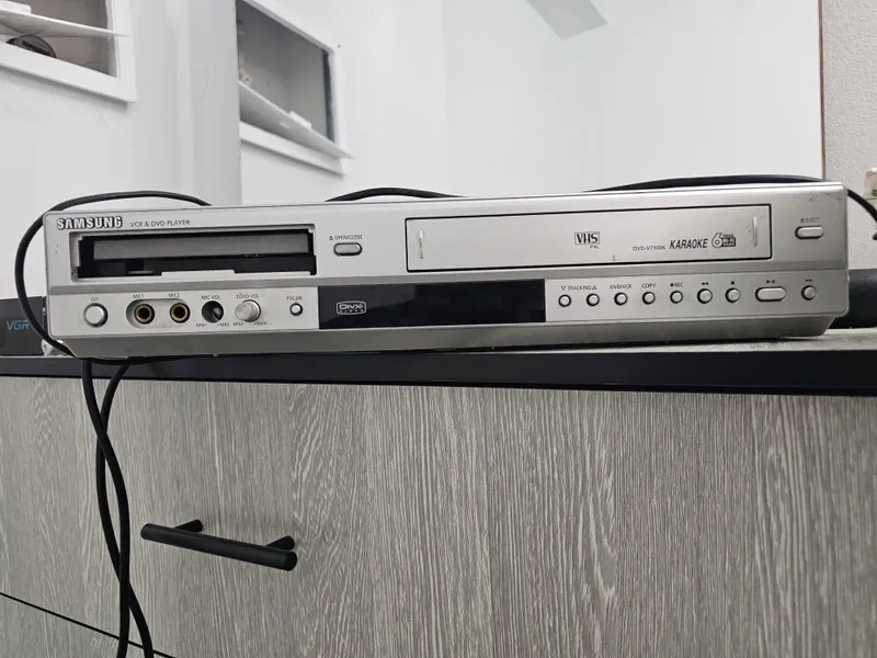 Videomagnitafon dvd combo samsung 1 Videomagnitafon dvd combo samsung 1
