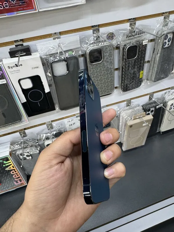 iphone 12 pro 128GB xolati yaxshi fase id ishledi aybi yuq — фото 1