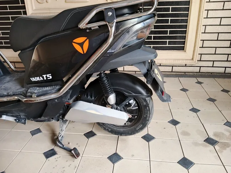 Yadeyya t 5 sikuter