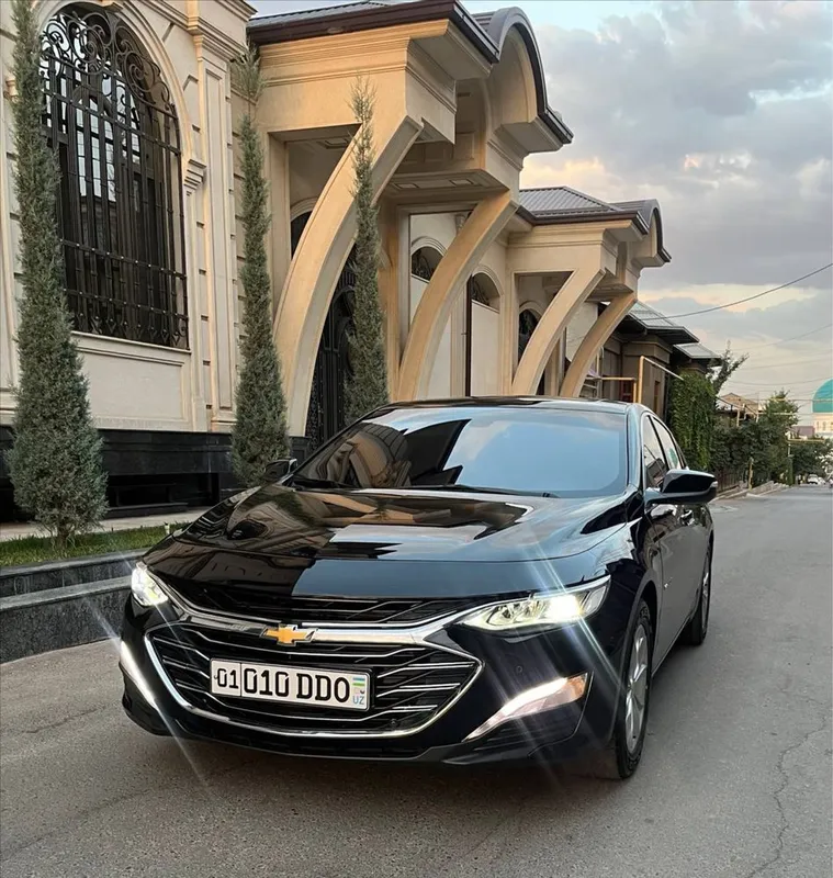 Malibu 2 Primier sotiladi nasiya savdoga