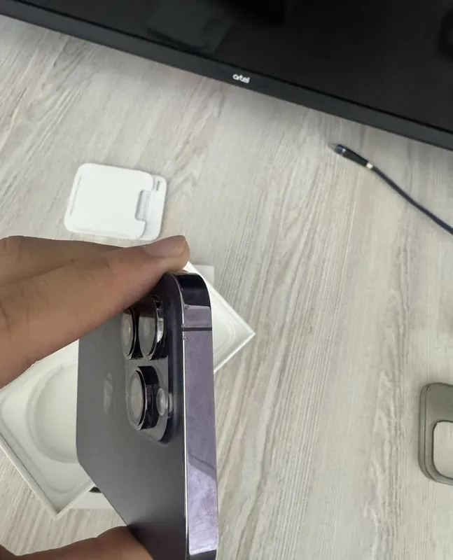Срочно продаётся iPhone 14 Pro 3