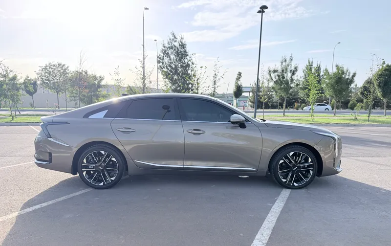 KIA K8 Premium AWD. Restayling 9