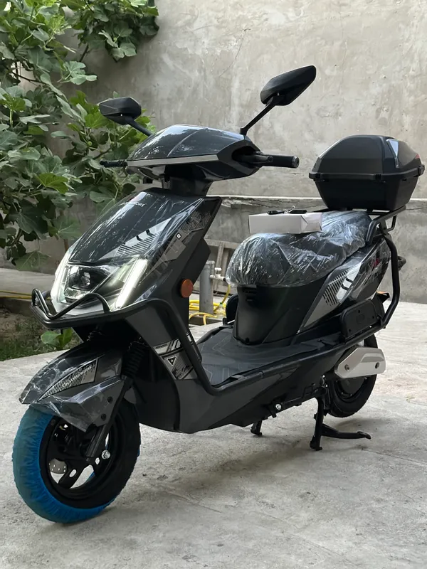 Skuter sotiladi 3
