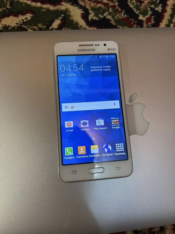 samsung galaxy grand iphone 4s 1 samsung galaxy grand iphone 4s 1