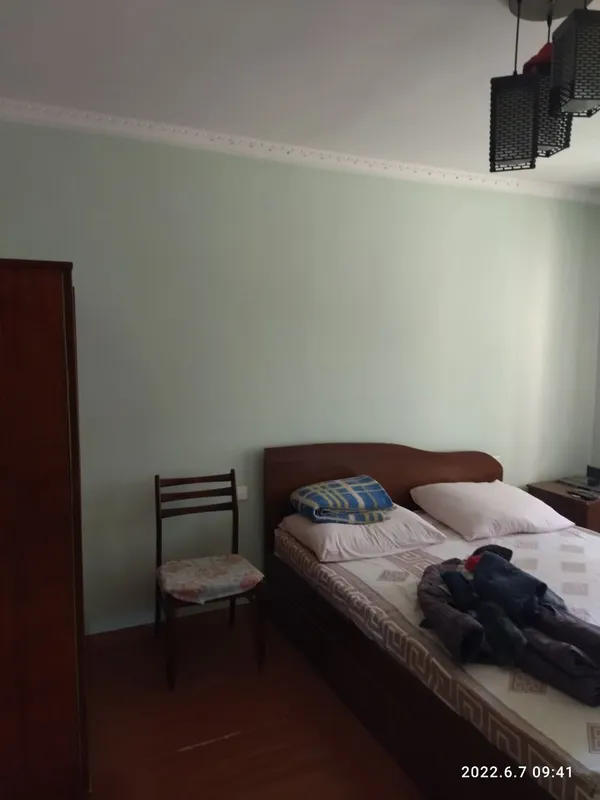 Ikki kishilik karavot sotiladi.