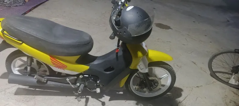 Honda mototsikl maped skuter sotiladi — фото 3