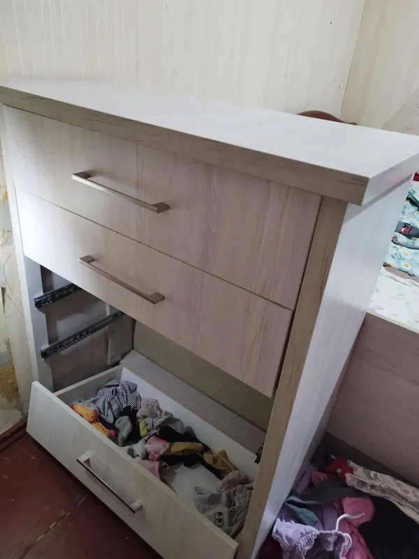 Комод для вещей в спальню 1