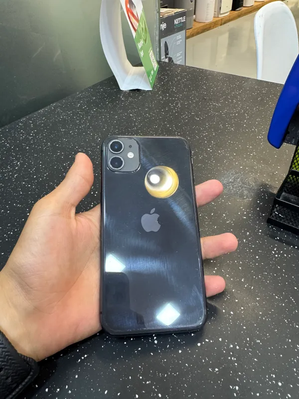iPhone 11 5