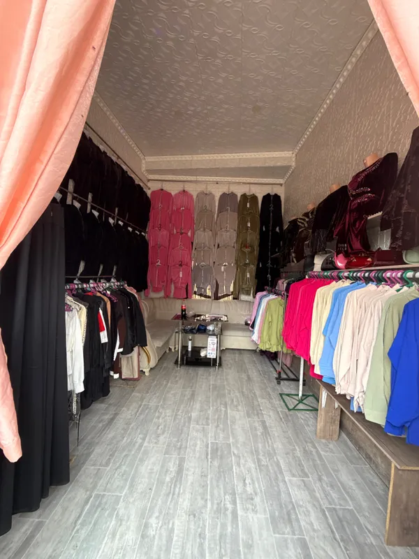 Продаётся женский костюм 5 Продаётся женский костюм 5