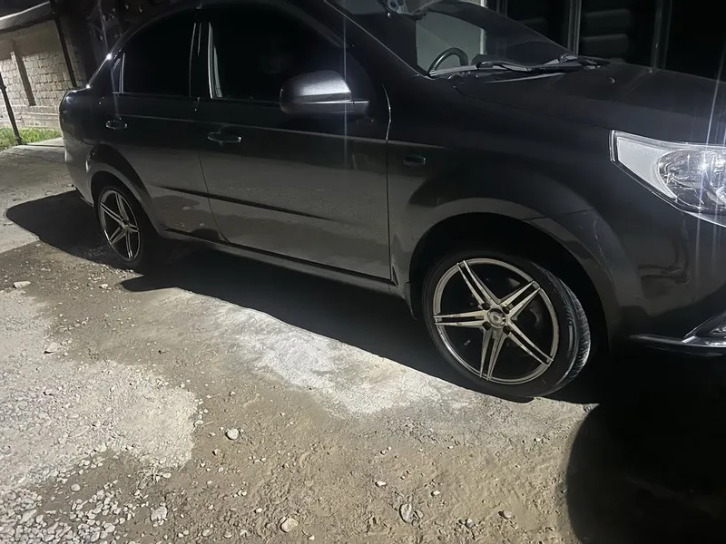 R16 diska balon sotiladi yoki obmen 2