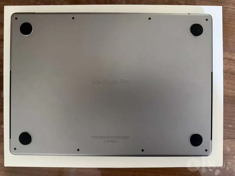 MacBook Pro M1 Pro 14”, 16/512 3 MacBook Pro M1 Pro 14”, 16/512 3